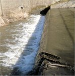 Jez Dědkův mlýn, březen 2020, 1,4 m3/s v Loděnici