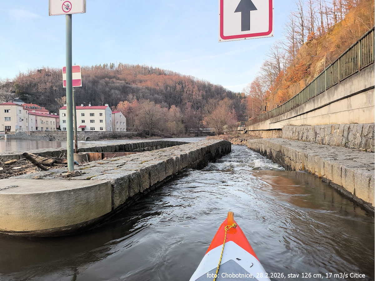 rkm. 191,1  Propust na jezu 